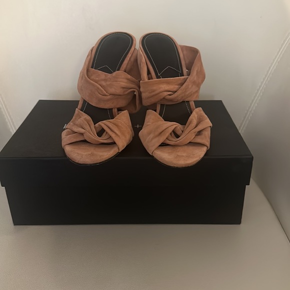 Kendall & Kylie Demi double strap suede mules - Picture 7 of 8